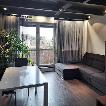 Kawalerka Z Bezplatnym Miejscem Parkingowym *